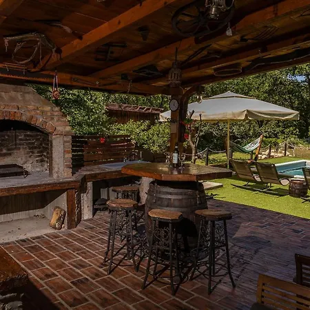 Darija With Heated Pool Vila