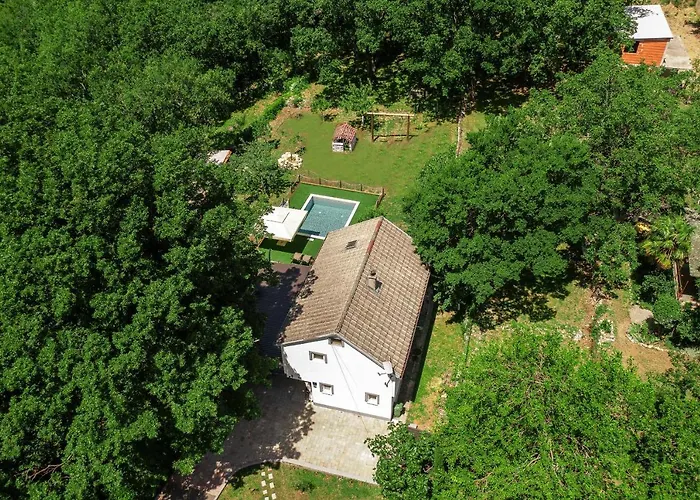 Darija With Heated Pool Grižane