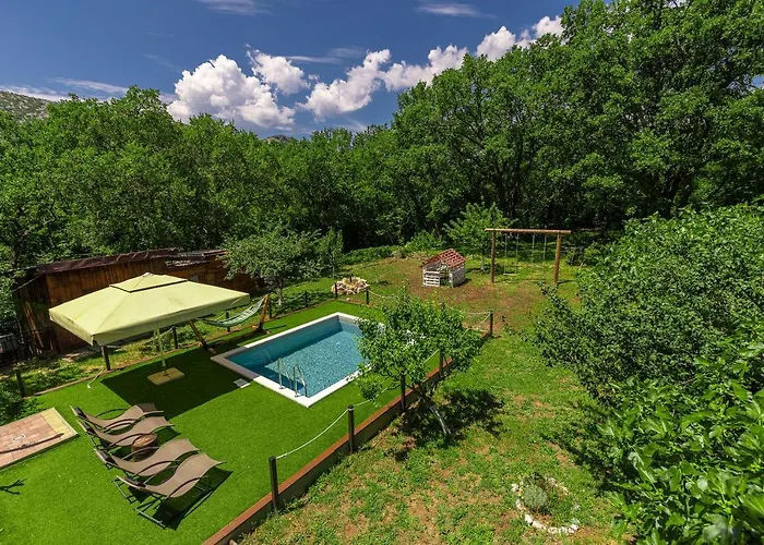 Darija With Heated Pool Villa Grižane