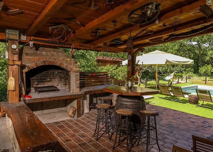 Darija With Heated Pool Grižane