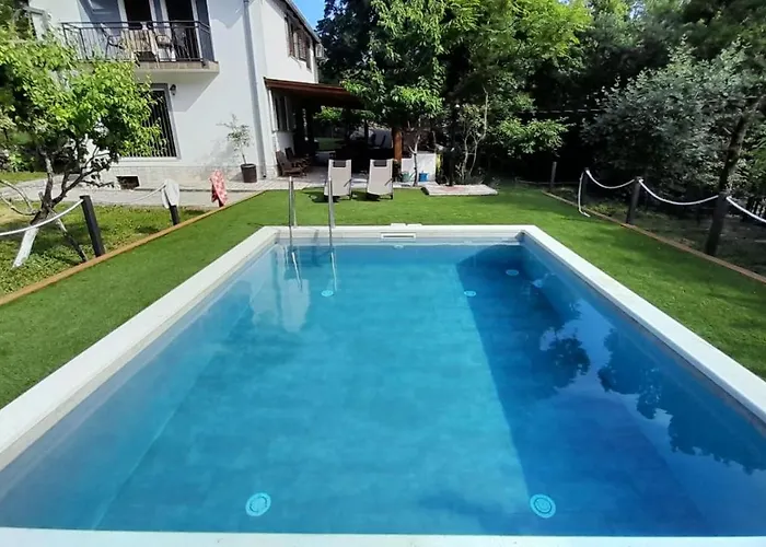 Darija With Heated Pool *