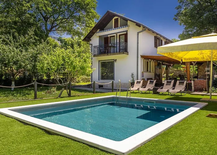 Darija With Heated Pool فيلة Grižane