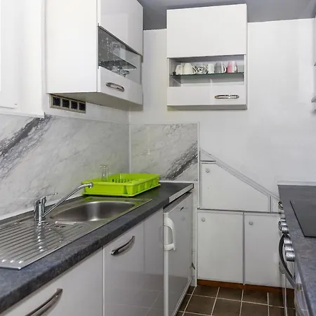 Darija With Heated Pool *