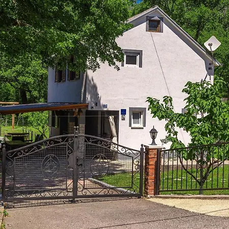 Darija With Heated Pool Villa *