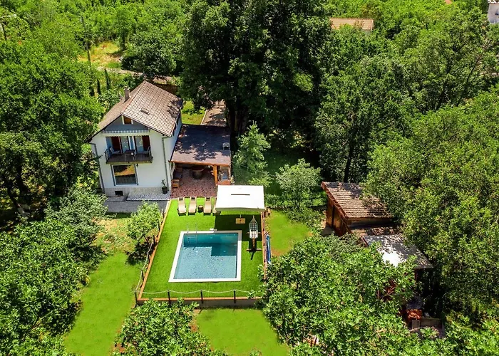 Villa Darija With Heated Pool *
