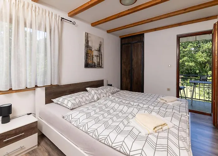 Darija With Heated Pool Grižane